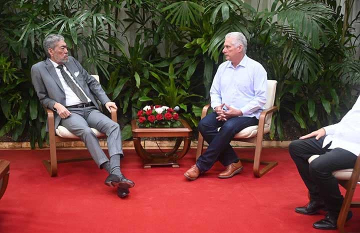 Díaz-Canel recibe al líder de Izquierda Unida, pero ignora crisis del agua en La Habana