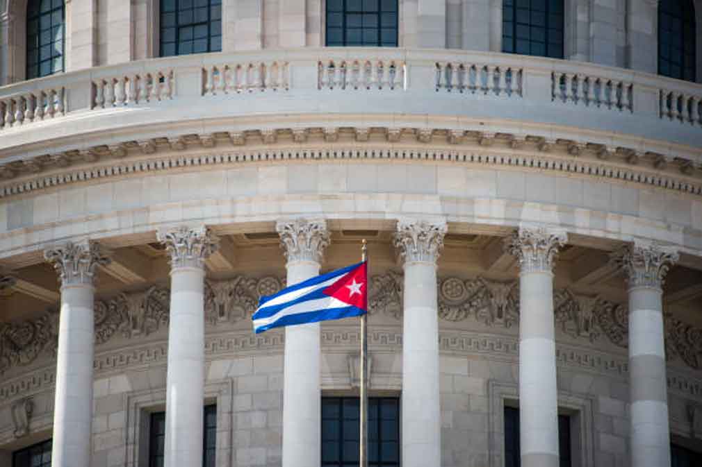 Cuba "no rechaza" la ayuda humanitaria, pero el pueblo sigue sufriendo necesidades básicas