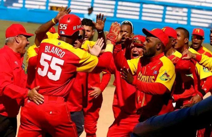 Leñadores y Cocodrilos: invictos en la IV Liga Élite del béisbol cubano
