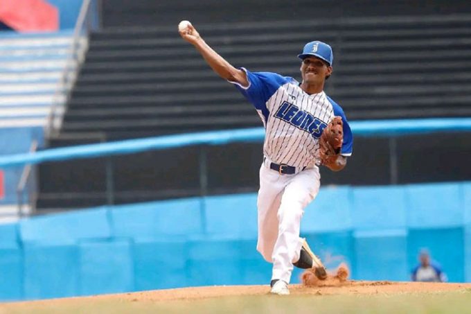 Industriales lidera la IV Liga Élite tras vencer 2-0 a Las Tunas