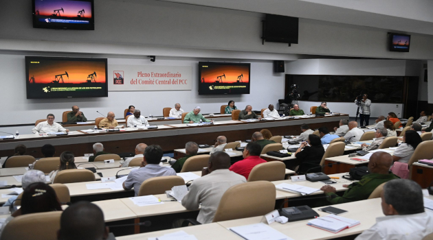 Roberto Morales: Transformaciones en Cuba buscan preservar el régimen