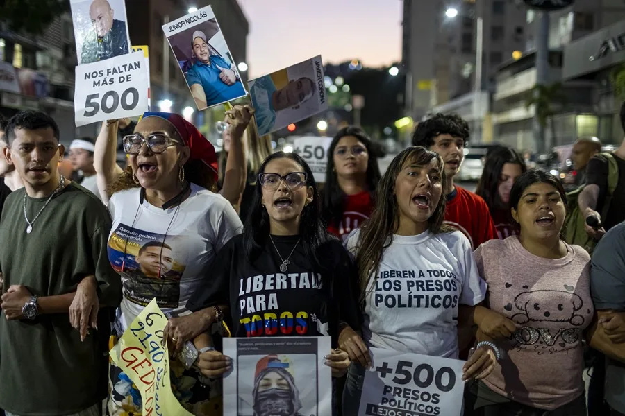 Venezolanos en Miami claman por la libertad de 500 presos políticos