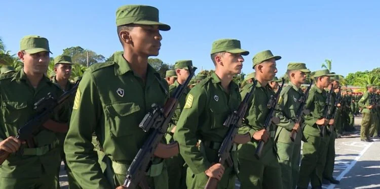 Joven recluta Ángel Ernesto muere aplastado por un tanque en Santiago de Cuba