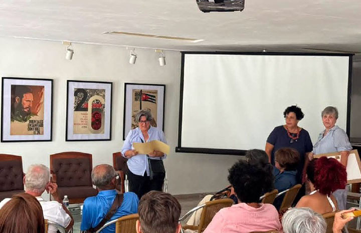 UNEAC anuncia ganadores de becas para artistas, pero el acceso a la cultura sigue limitado en Cuba