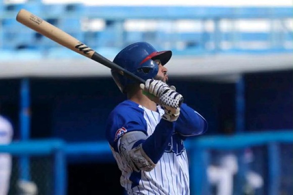 Industriales retoma el liderato en la Liga Élite tras vencer a Matanzas