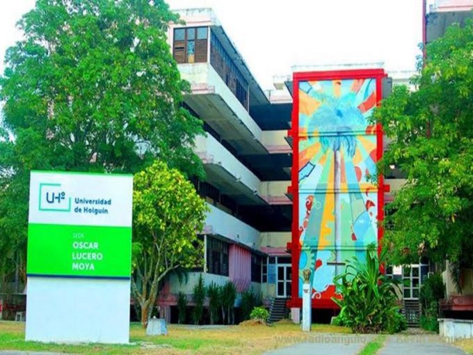 Universidad de Holguín inaugura escuela doctoral para enfrentar crisis de desarrollo en Cuba