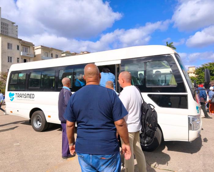 Flexibilización del régimen para vehículos: una respuesta insuficiente a la crisis del transporte en Cuba