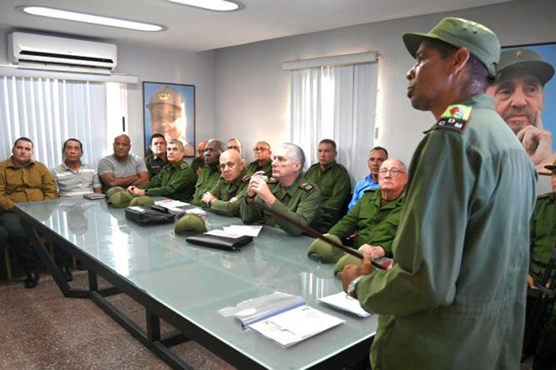 Díaz-Canel visita zona de defensa en jornada de propaganda militar