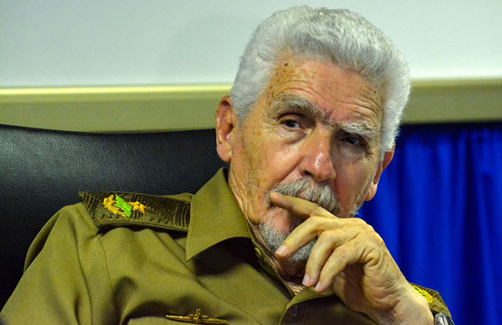 Cubanos rinden homenaje a Ramiro Valdés, símbolo de la represión y el control estatal