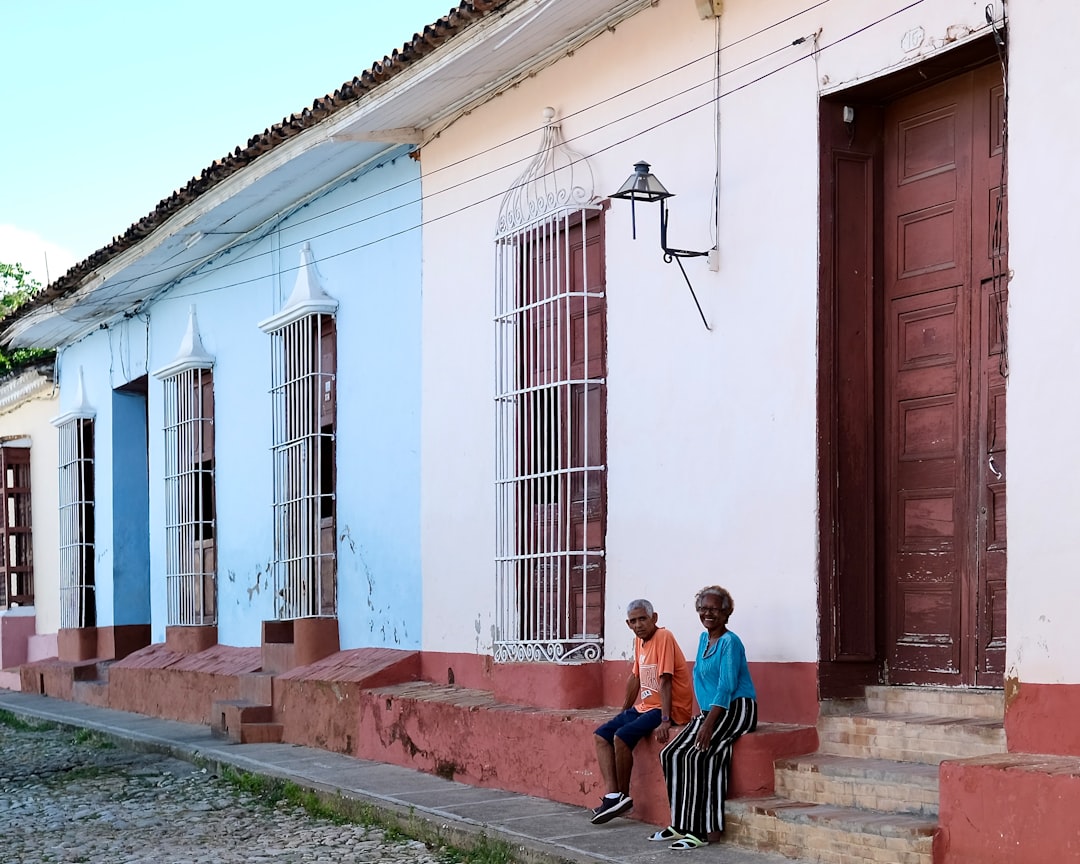 Inicio del curso escolar será "una fiesta", según ministra de Educación, mientras persisten carencias educativas