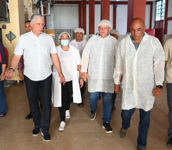 Díaz-Canel propugna autonomía empresarial, pero ignora la crisis laboral en Cuba