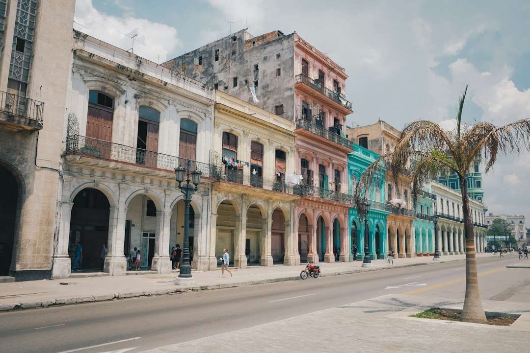 Apagones en Cuba: déficit de 1.975 MW en horario pico este lunes