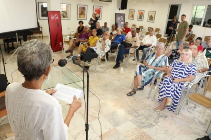 Uneac presenta la exposición "Soldado de las ideas" en homenaje a Fidel Castro por su centenario