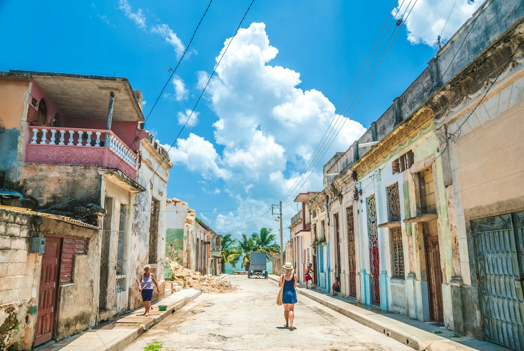Medicinas de Bahamas no alivian el colapso de salud en Cuba