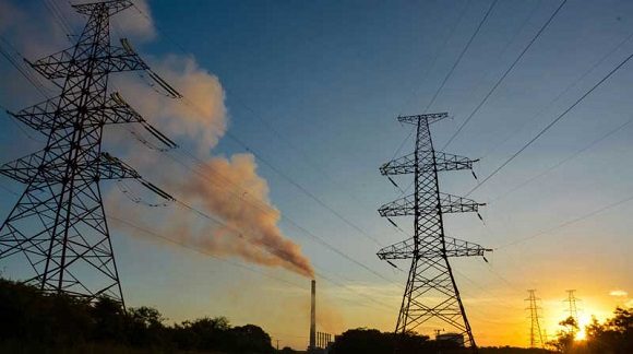 Crisis eléctrica: Unión Eléctrica prevé afectación de 1.980 MW en horario pico