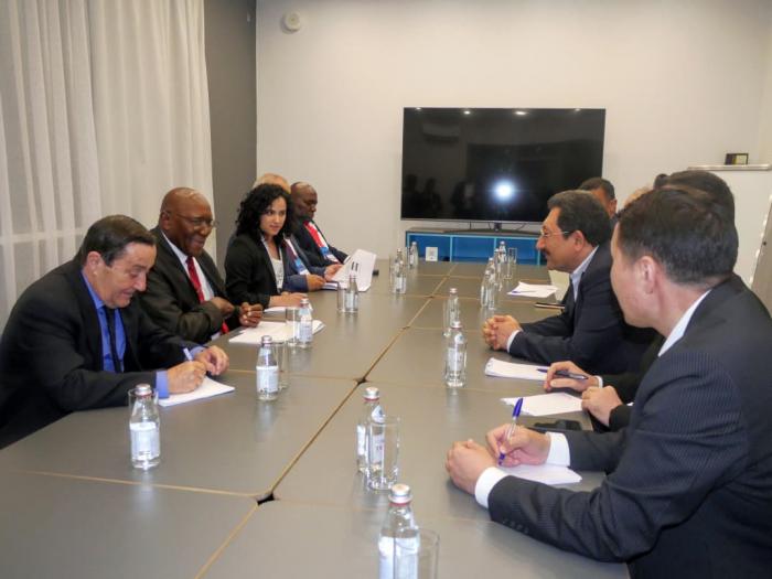 Cuba busca respaldo en la Cumbre Euroasiática mientras el pueblo enfrenta crisis económica