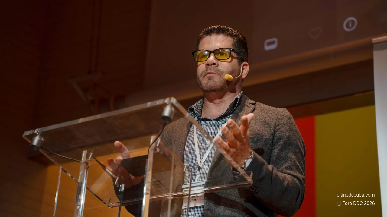 El economista Ricardo Torres durante el Foro DDC 2026.