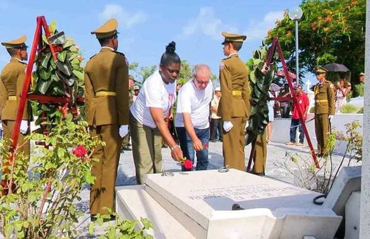 Santiago de Cuba rinde homenaje a Frank País y Raúl Pujol en su aniversario 69 de sepelio